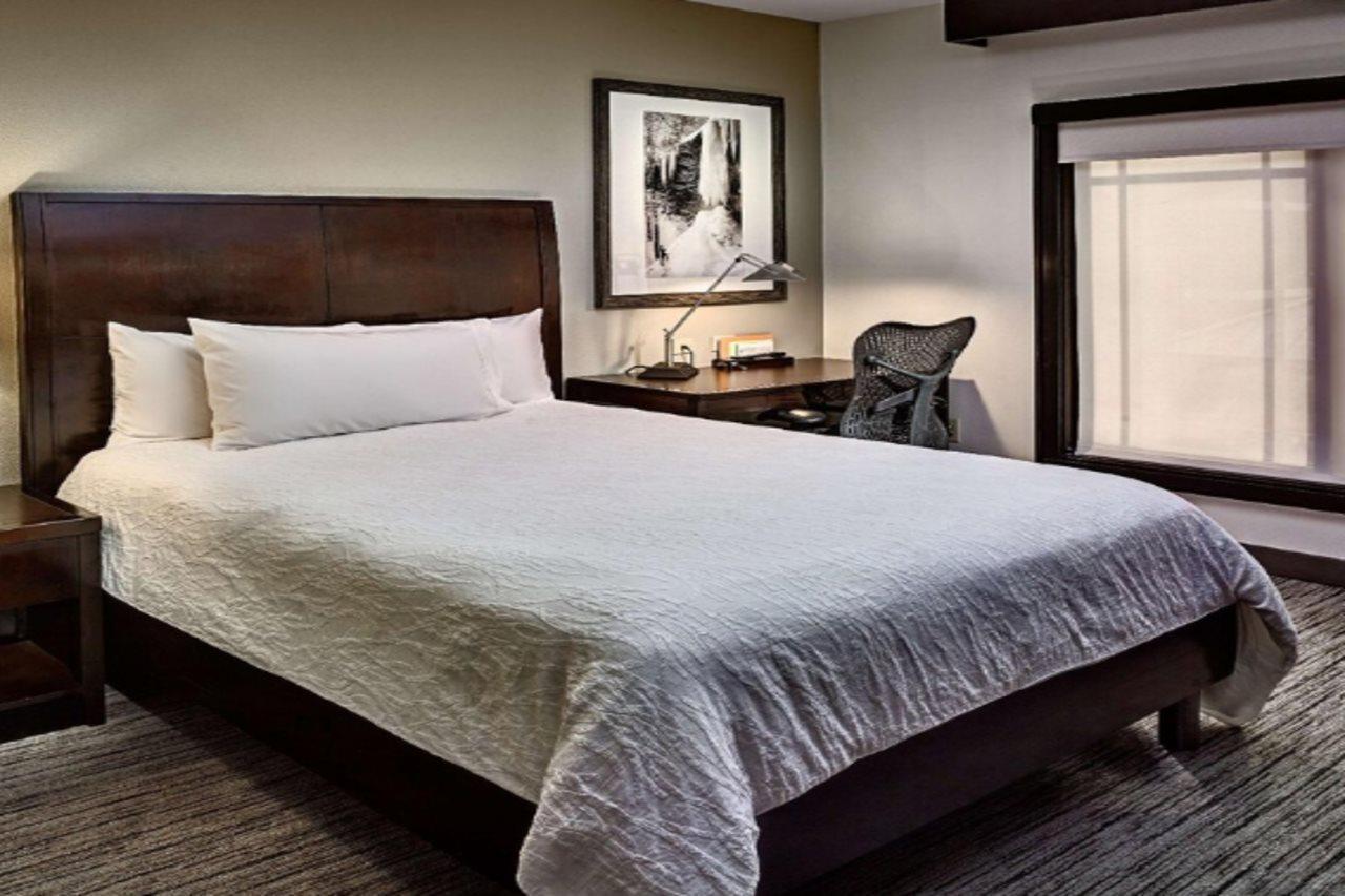 Hilton Garden Inn Гетлинбург Екстериор снимка