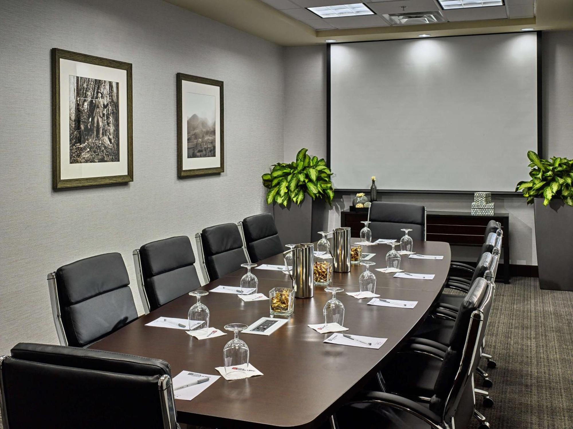 Hilton Garden Inn Гетлинбург Екстериор снимка