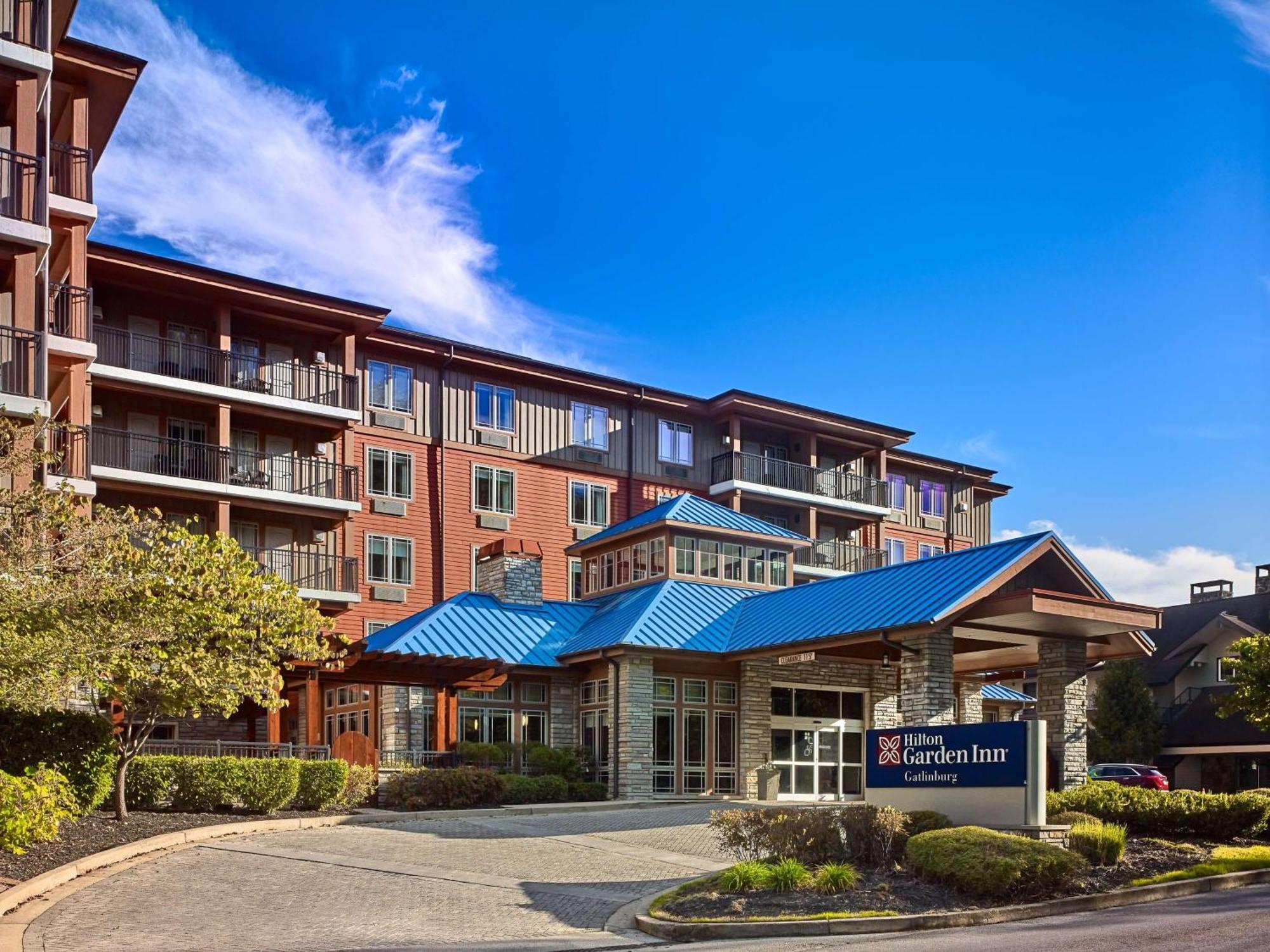 Hilton Garden Inn Гетлинбург Екстериор снимка